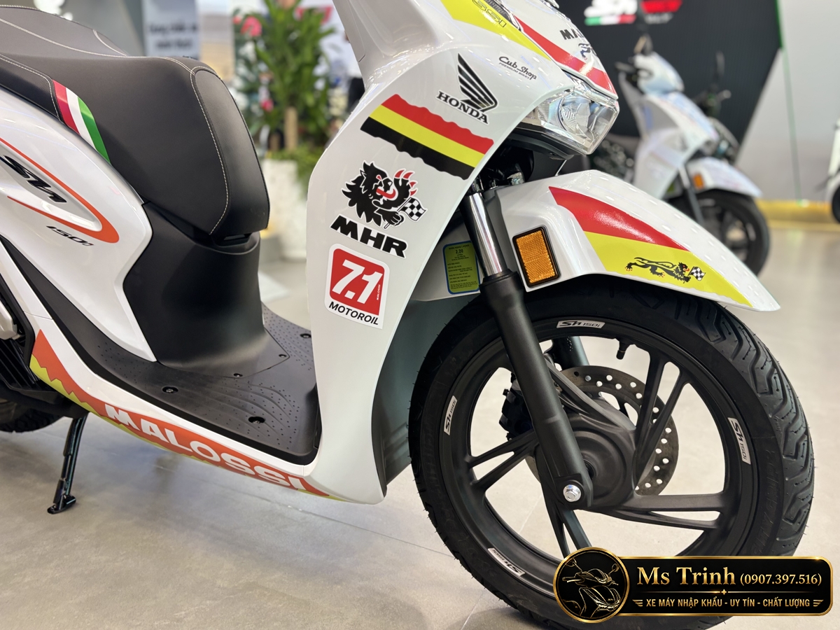Honda SH150 Ý Malossi 2026 tại Đồng Tháp - Tem custom thể thao, dáng SH thanh lịch