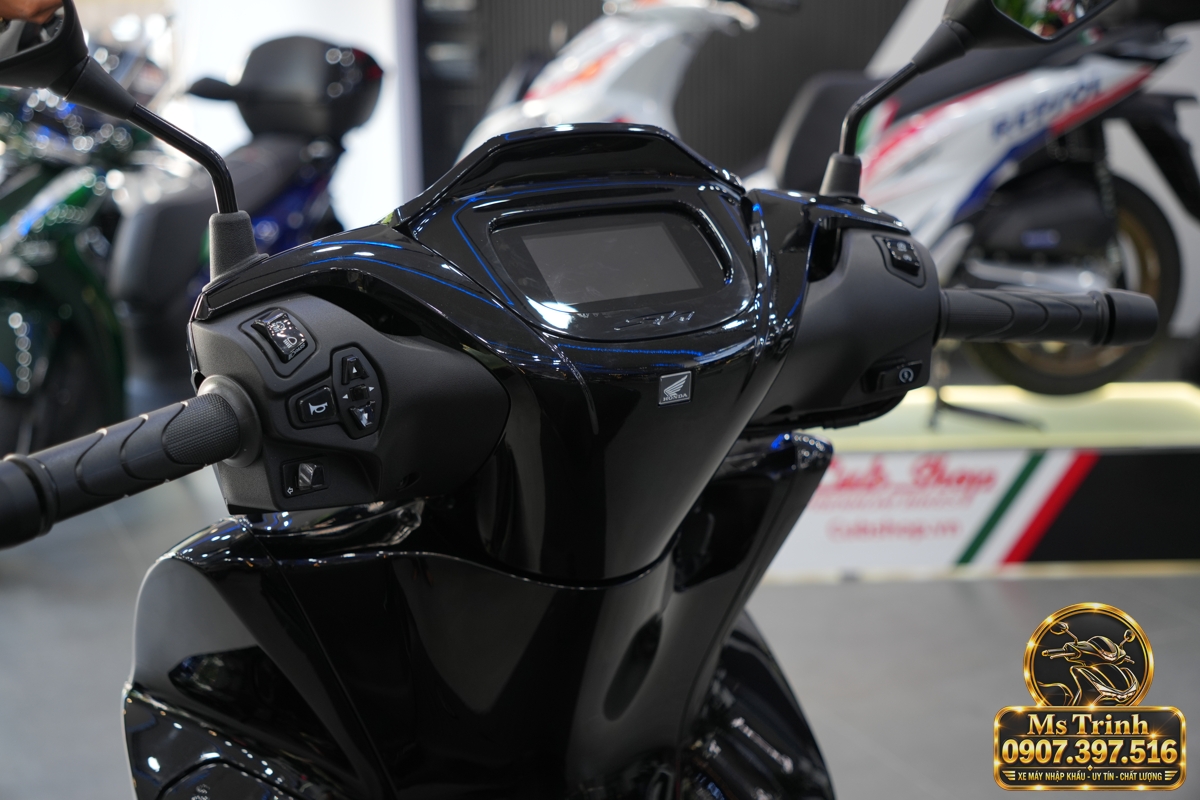 Honda SH150i Ý đen bóng 2027 tại Đồng Tháp - Sơn bóng lịch sự, tiện ích cho mỗi ngày