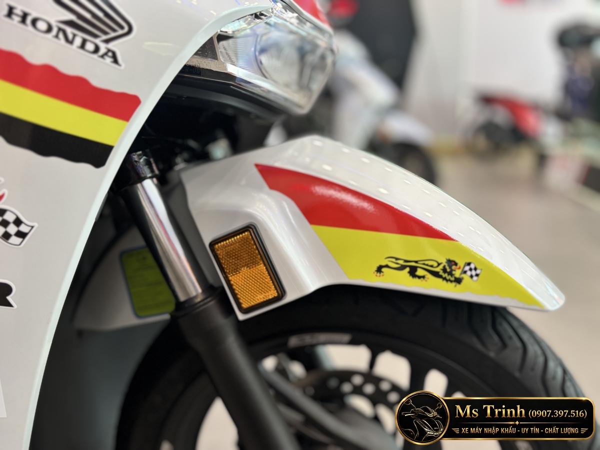 Honda SH150 Ý Malossi 2026 tại Đồng Tháp - Tem custom thể thao, dáng SH thanh lịch