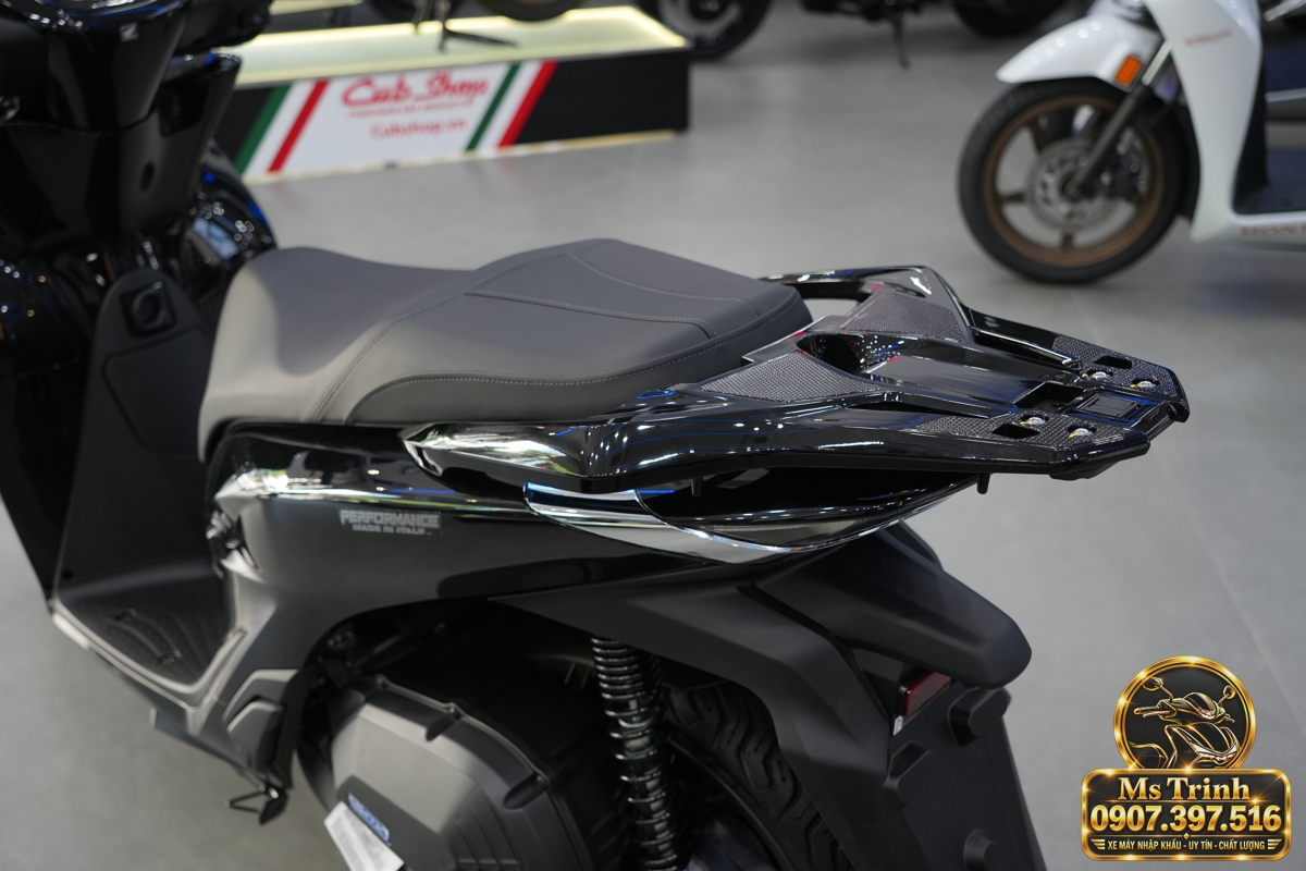 Honda SH150i Ý đen bóng 2027 tại Đồng Tháp - Sơn bóng lịch sự, tiện ích cho mỗi ngày