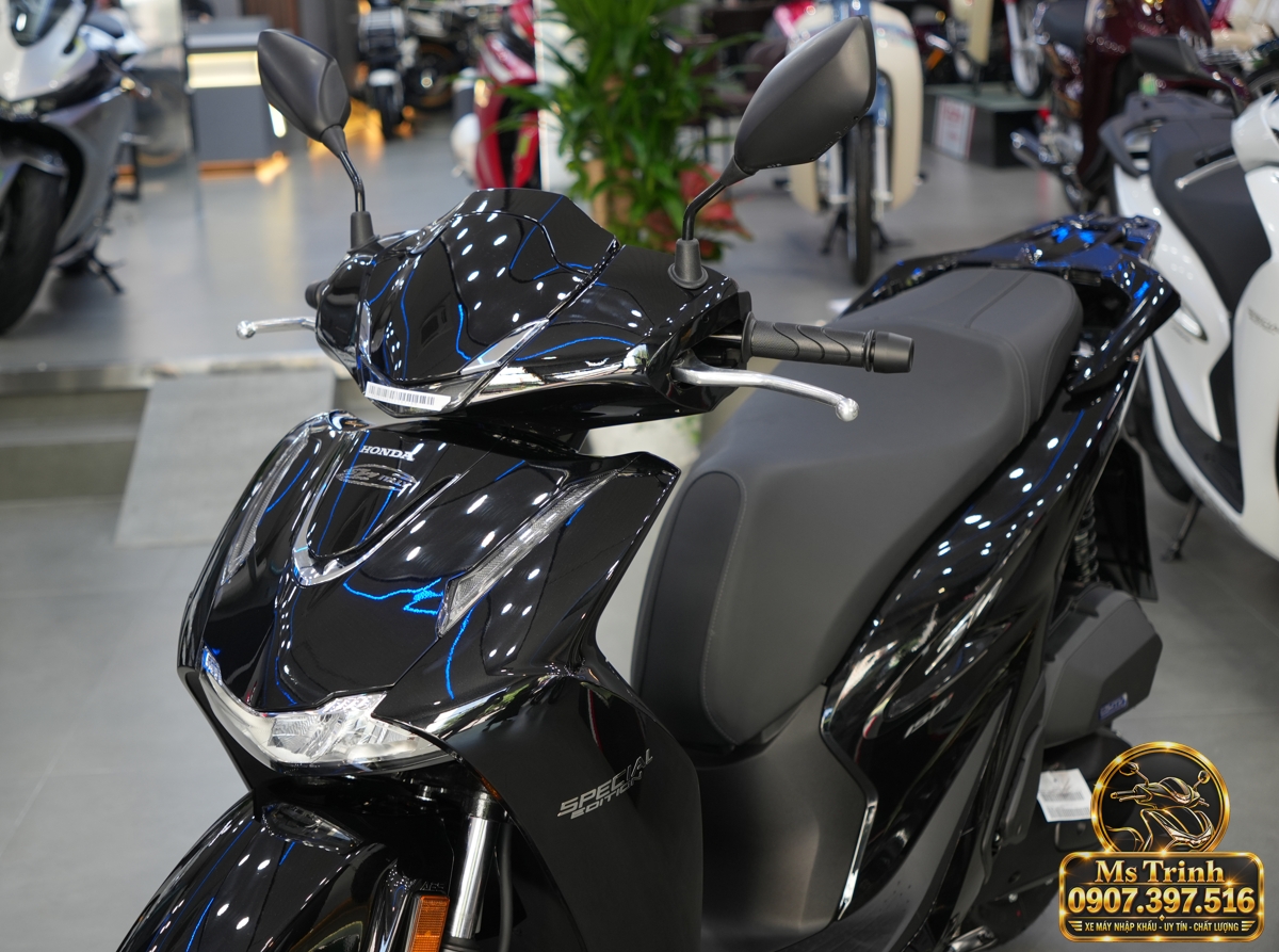 Honda SH150i Ý đen bóng 2027 tại Đồng Tháp - Sơn bóng lịch sự, tiện ích cho mỗi ngày