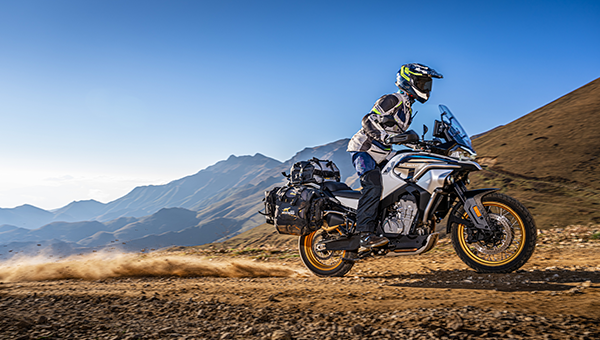 CF Moto 800MT Explorer 2025, ADV Cao Cấp Nhất, Chính Hãng, Giá Tốt tại Đồng Tháp