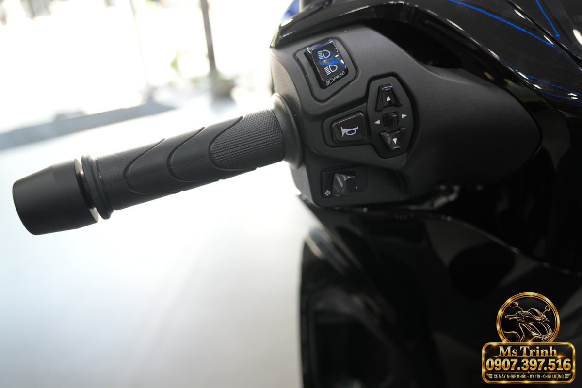 Honda SH150i Ý đen bóng 2027 tại Đồng Tháp - Sơn bóng lịch sự, tiện ích cho mỗi ngày