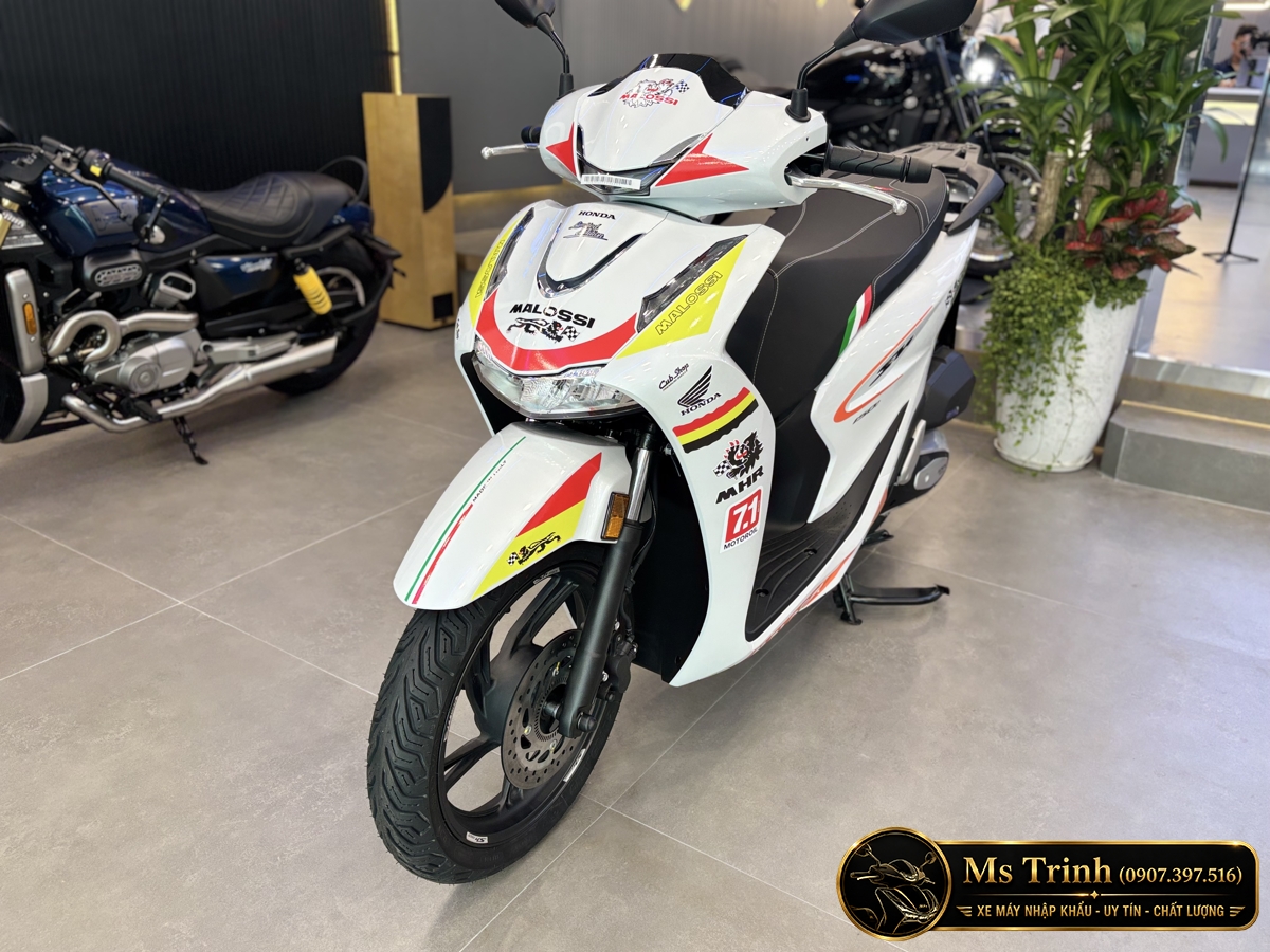 Honda SH150 Ý Malossi 2026 tại Đồng Tháp - Tem custom thể thao, dáng SH thanh lịch