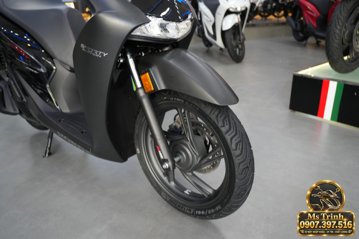 Honda SH150i Ý đen nhám 2027 tại Đồng Tháp sắc đen lịch lãm giá tốt, chính ngạch
