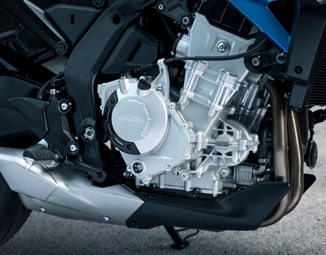 CF Moto 675NK 2025, Động Cơ 3 Xilanh Thẳng Hàng, Chính Hãng, Gía Rẻ tại Đồng Tháp