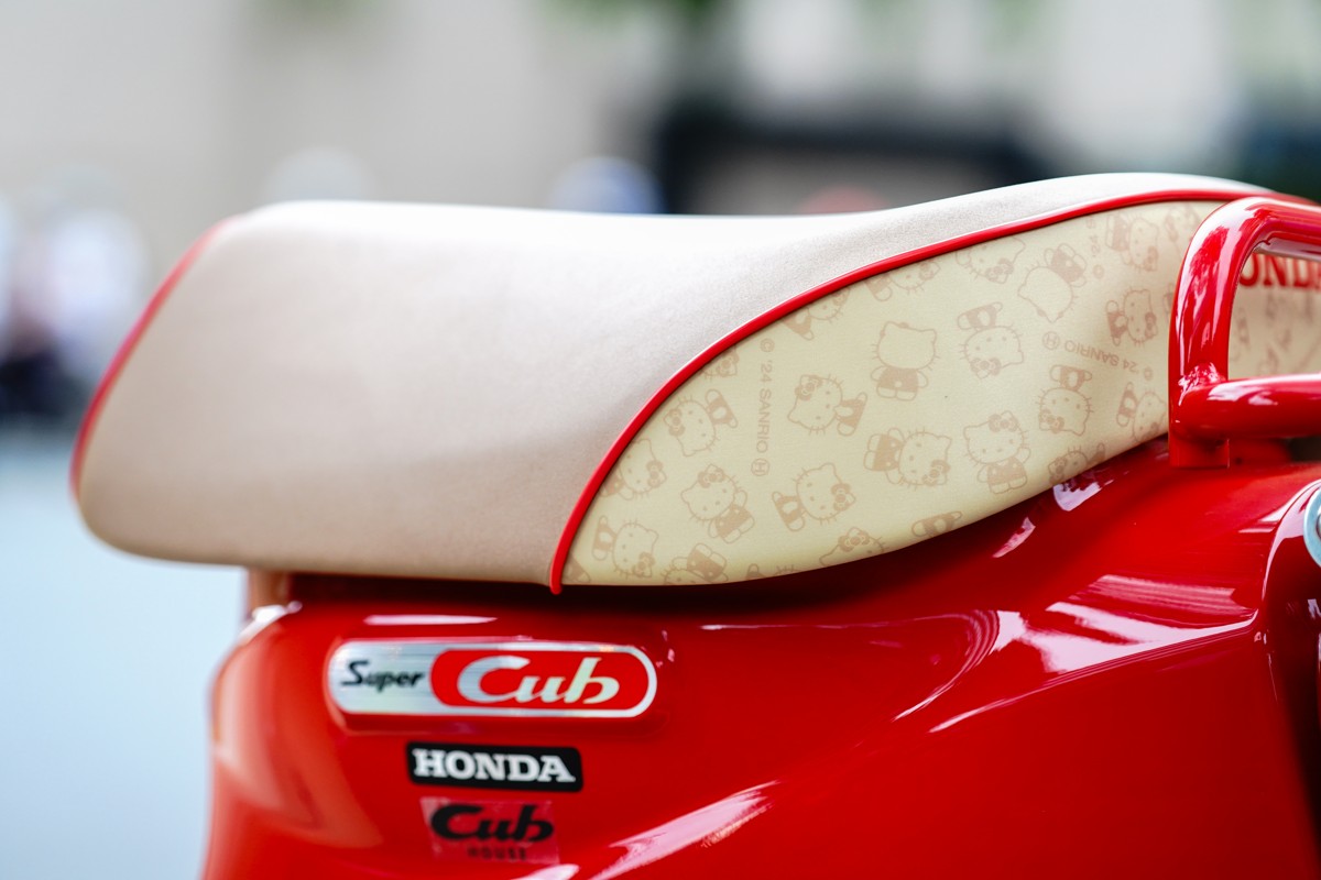 Honda Super Cub 110ABS Hello Kitty Edition, Made In Japan tại Đồng Tháp