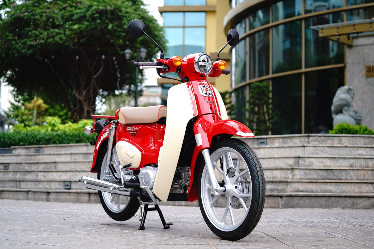 Honda Super Cub 110ABS Hello Kitty Edition, Made In Japan tại Đồng Tháp