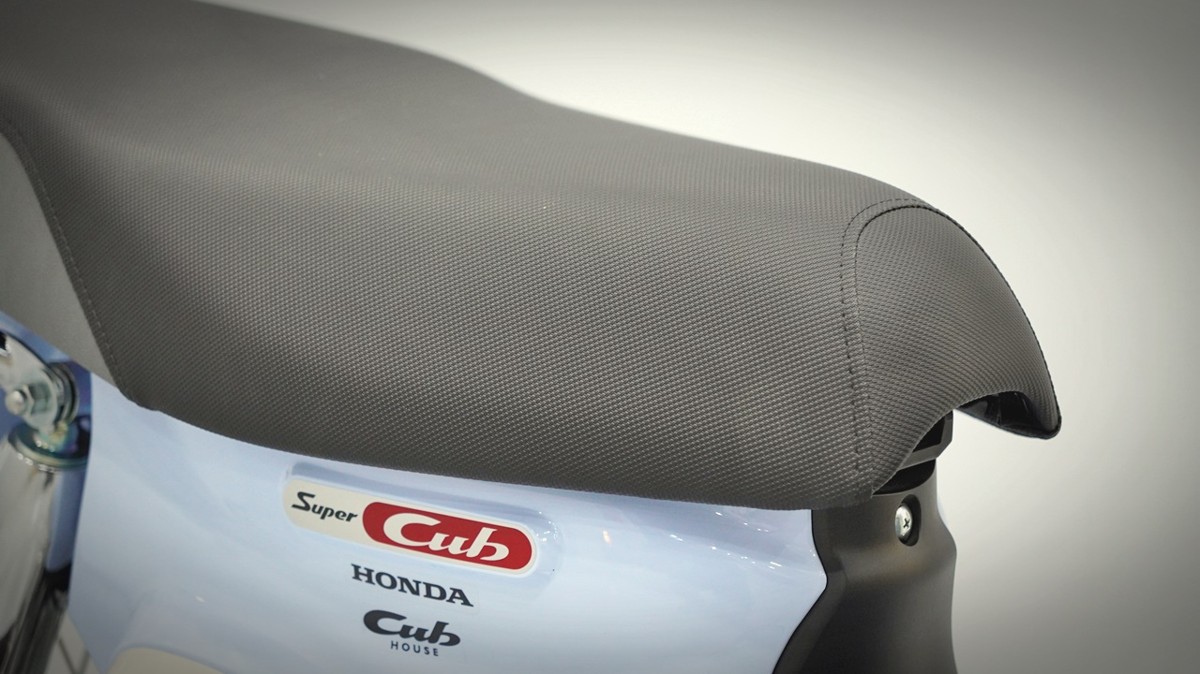 Honda Cub 110 Fujisan bản giới hạn tại Đồng Tháp - Thiết kế đậm chất Nhật Bản