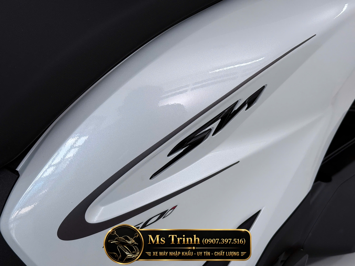 Honda SH150i Special Edition Standard nhập HMR Ý màu trắng tại Đồng Tháp: Giá trị nằm trong từng chi tiết nguyên bản