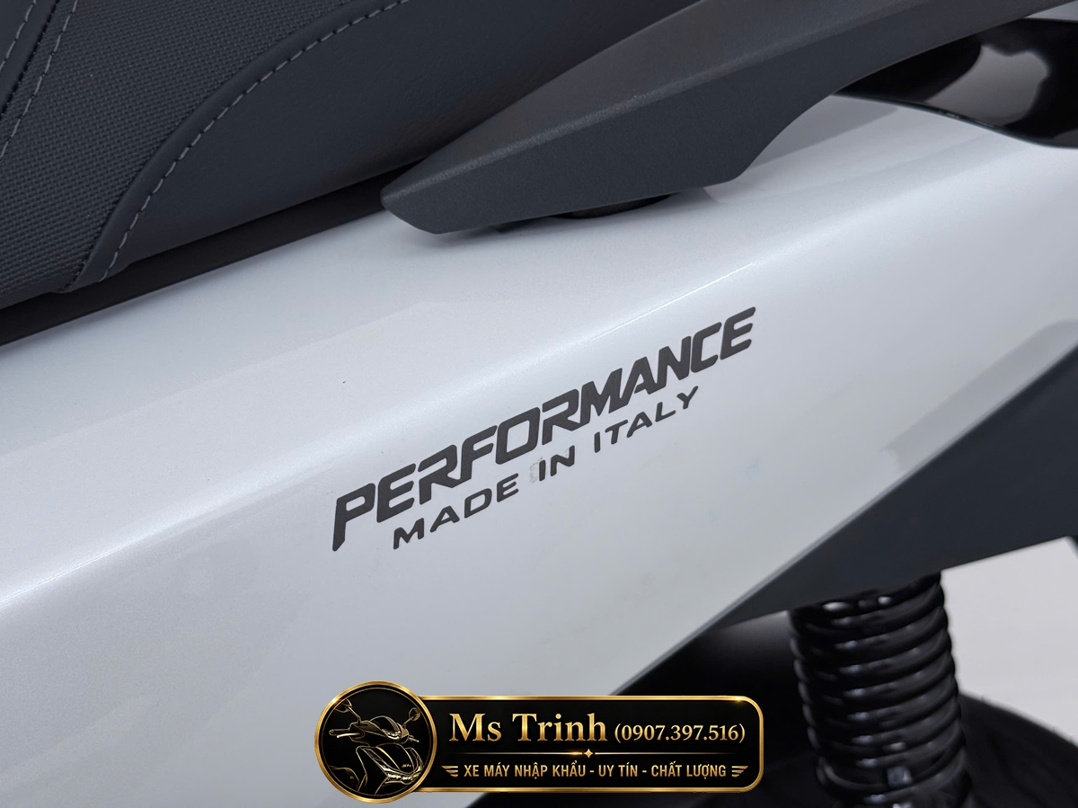 Honda SH150i Special Edition Standard nhập HMR Ý màu trắng tại Đồng Tháp: Giá trị nằm trong từng chi tiết nguyên bản