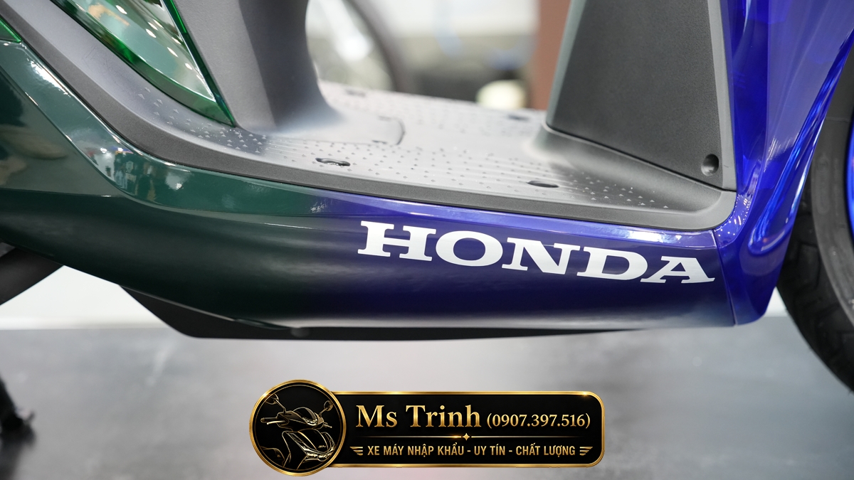 Honda SH150i Vetro Sapphire - Green tại Đồng Tháp: SH Ý 2 trong 1 giới hạn 200 xe