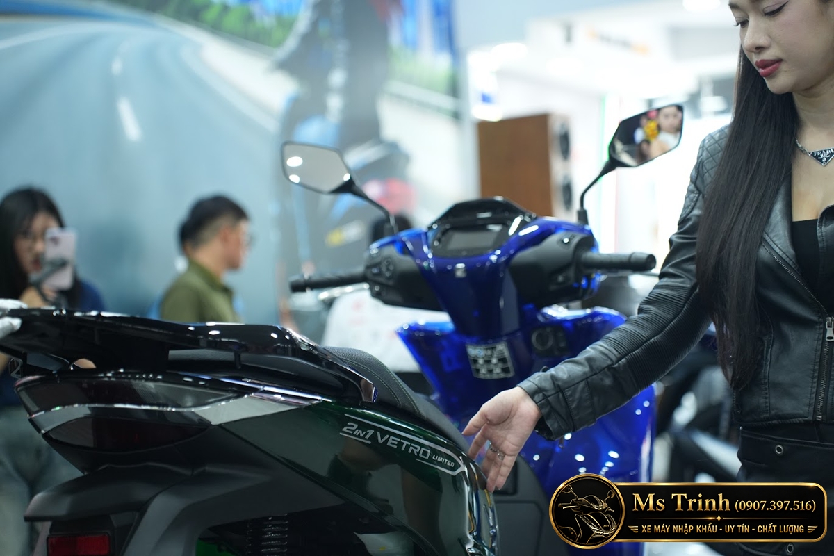 Honda SH150i Vetro Sapphire - Green tại Đồng Tháp: SH Ý 2 trong 1 giới hạn 200 xe
