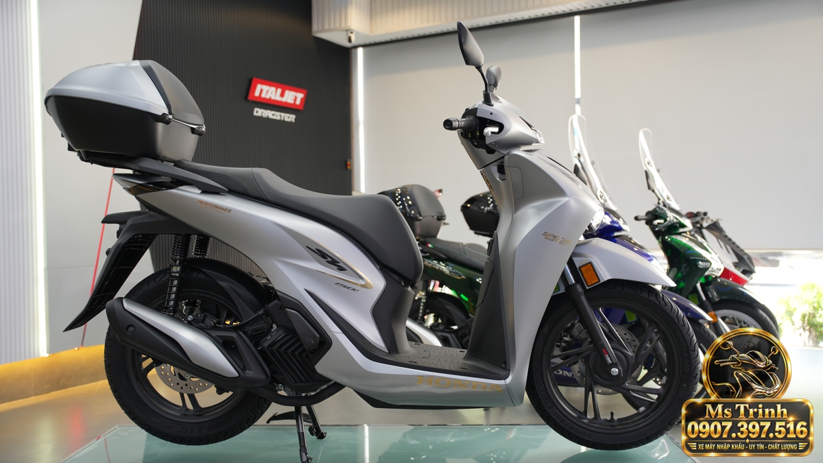 Honda SH150i Ý xám bạc 2027 tại Đồng Tháp - Nhập Ý, tem vàng sang trọng, giá tốt