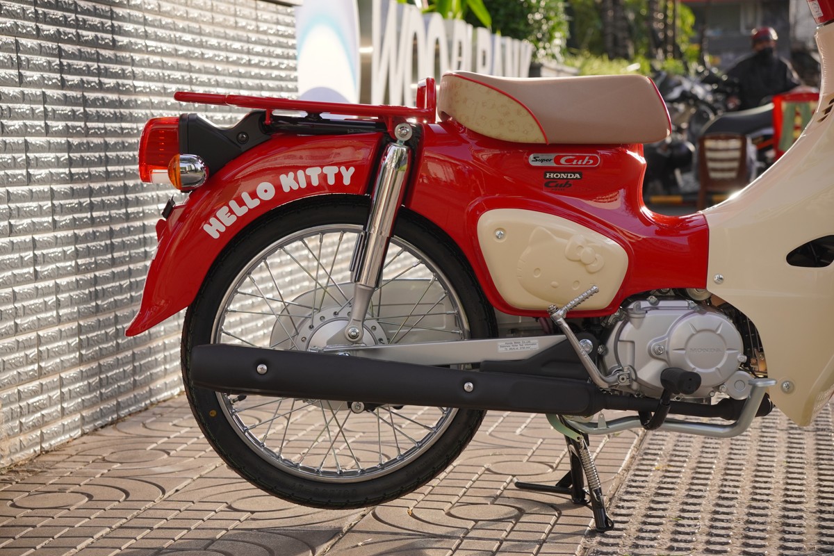 Honda Super Cub 50cc Hello Kitty Edition, Made In Japan, Hàng Hiếm tại Đồng Tháp
