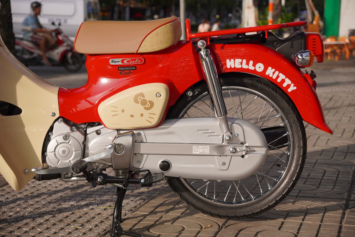 Honda Super Cub 50cc Hello Kitty Edition, Made In Japan, Hàng Hiếm tại Đồng Tháp