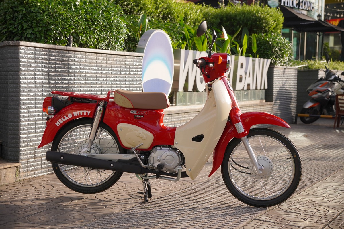 Honda Super Cub 50cc Hello Kitty Edition, Made In Japan, Hàng Hiếm tại Đồng Tháp