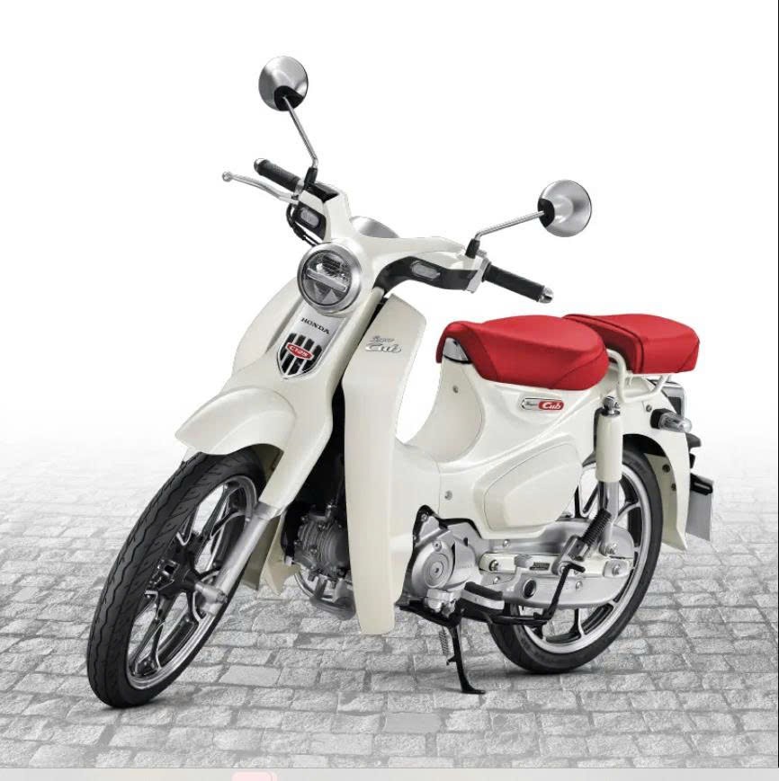 Honda Super Cub 125 Custom Edition Thái Lan 2025 màu trắng tại Đồng Tháp
