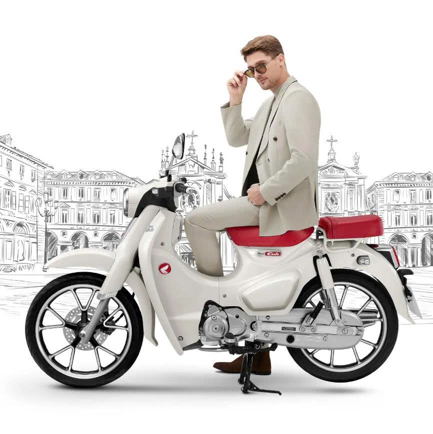 Honda Super Cub 125 Custom Edition Thái Lan 2025 màu trắng tại Đồng Tháp