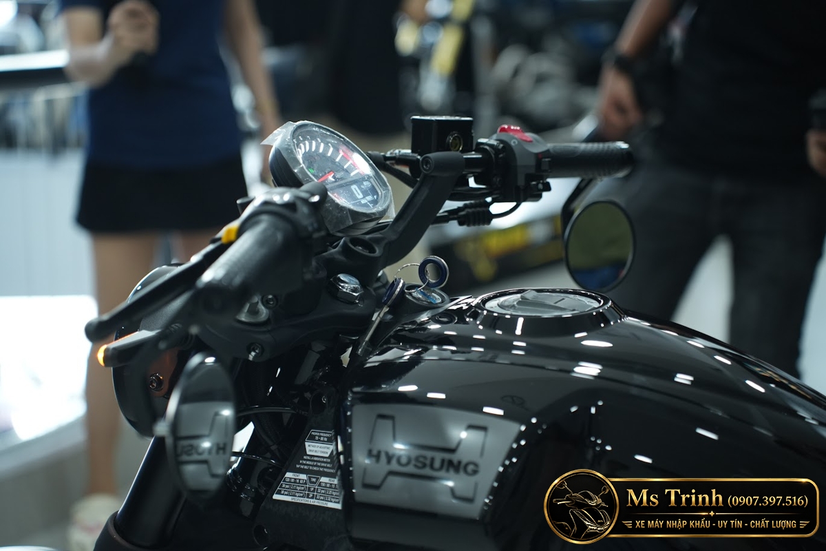 Hyosung GV350X tại Đồng Tháp - Cruiser 350cc Phong Cách Mỹ Cơ Bắp, Cá Tính