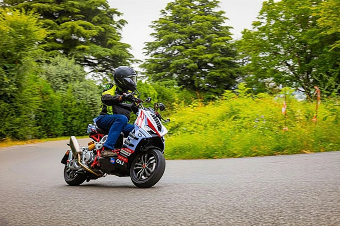 Italjet Dragster 300 Gresini Racing Tại Đồng Tháp - Chiếc Scooter Ý Khiến Dân Chơi Xe Phải Ngoái Nhìn