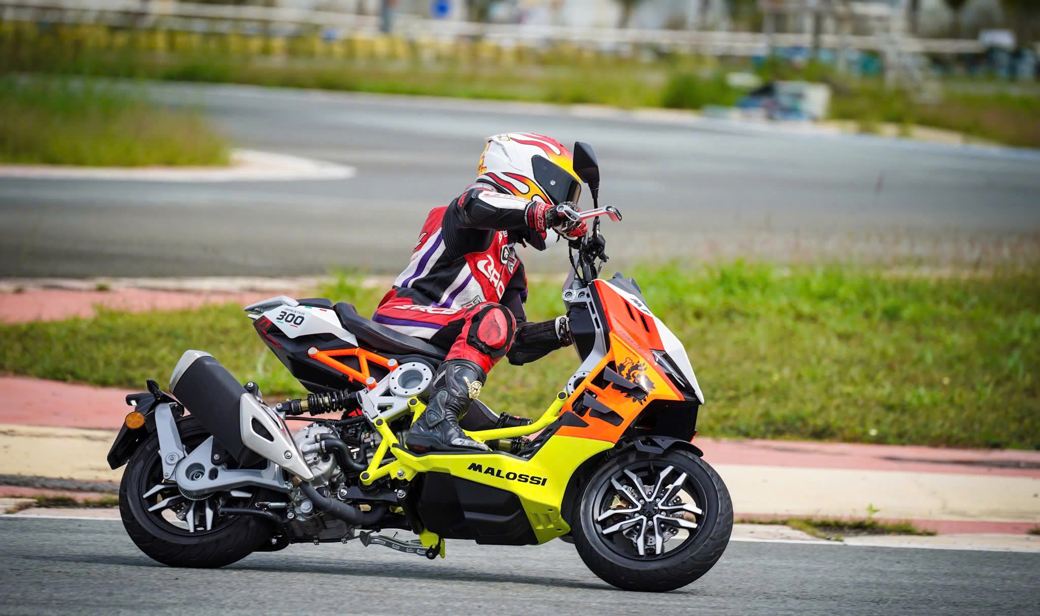 Italjet Dragster 300 Malossi, Xe Tay Ga Đua Nội Thành Thương Hiệu Italy tại Đồng Tháp