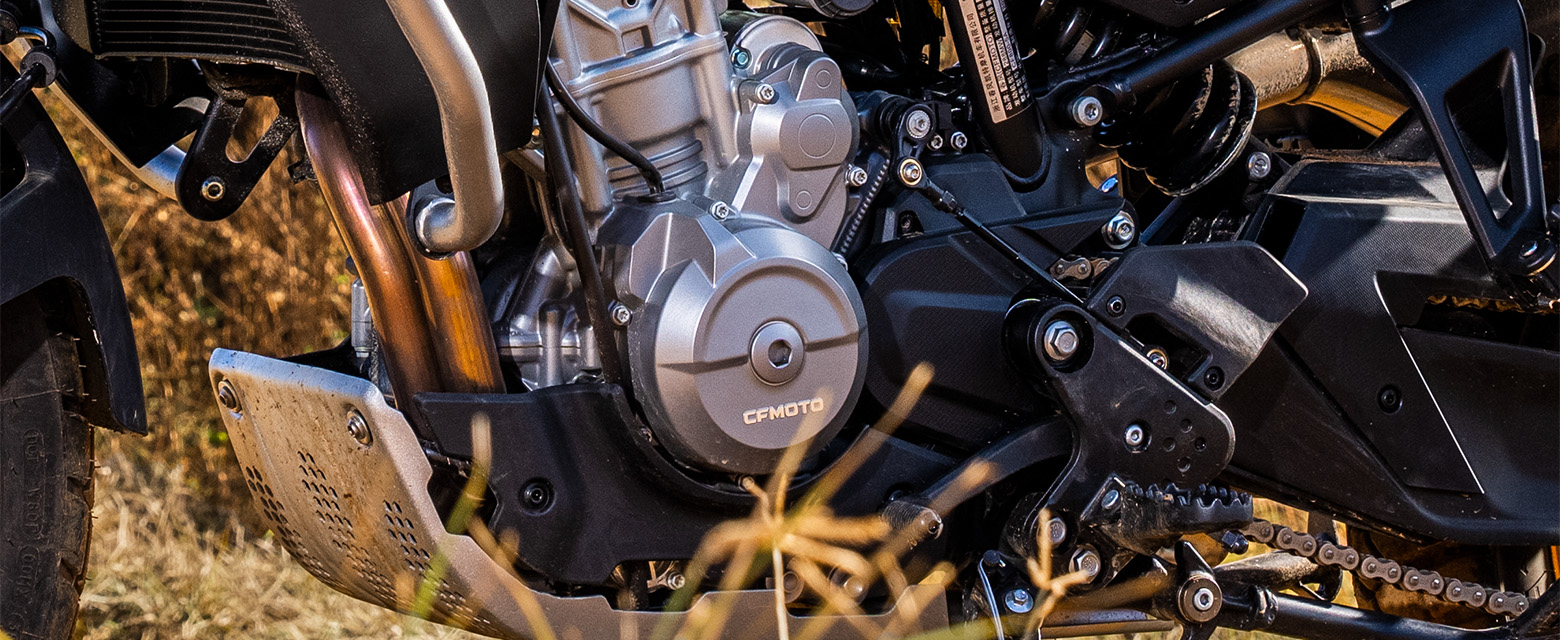 CF Moto 800MT Explorer 2025, ADV Cao Cấp Nhất, Chính Hãng, Giá Tốt tại Đồng Tháp