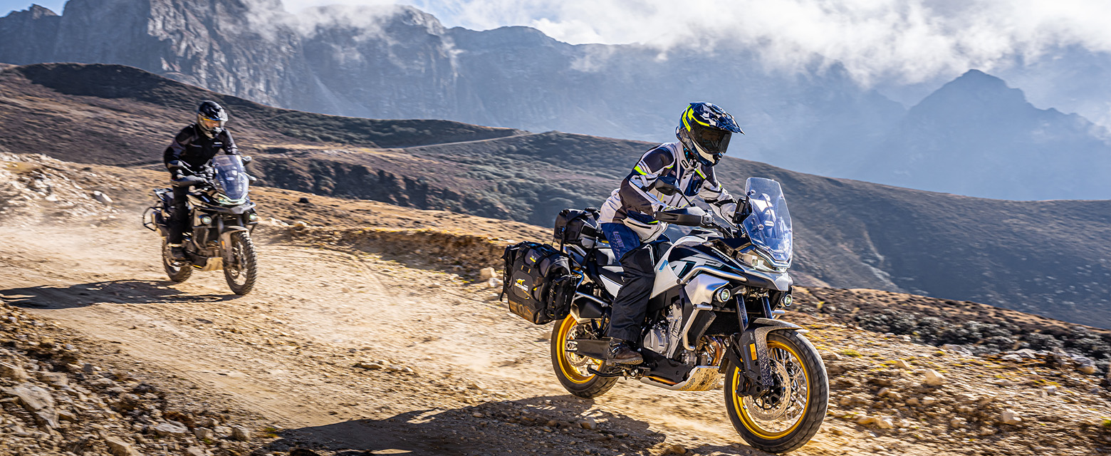 CF Moto 800MT Explorer 2025, ADV Cao Cấp Nhất, Chính Hãng, Giá Tốt tại Đồng Tháp