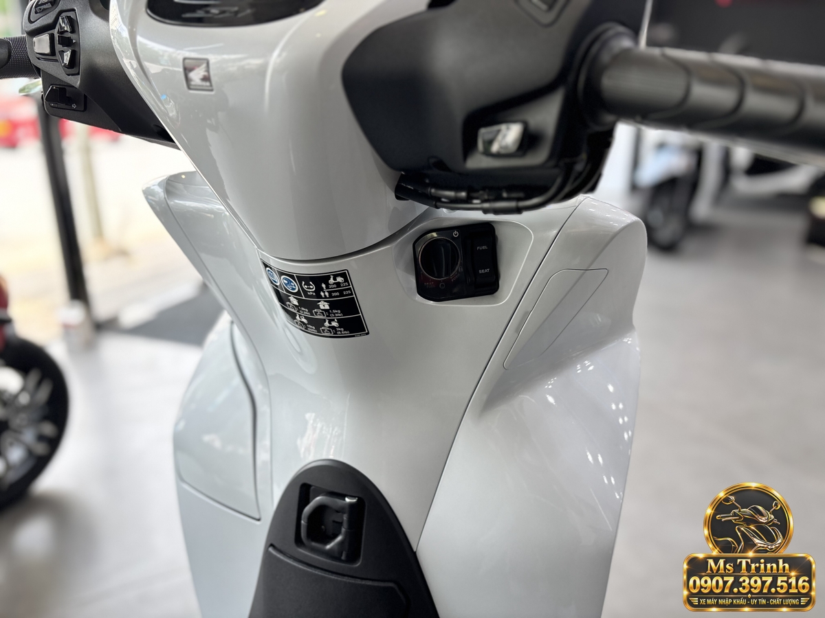 SH150i Ý 2027 màu trắng tại Đồng Tháp - Nhập khẩu nguyên chiếc, thiết kế sang trọng, giá tốt