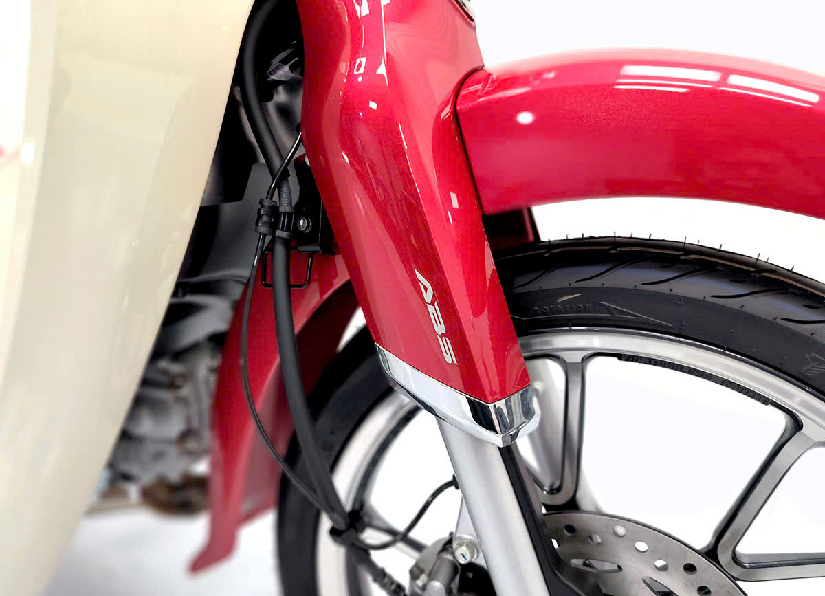 Honda Super C125 ABS, Nhập Nhật, Chính Hãng Màu Đỏ Cuối Cùng tại Đồng Tháp