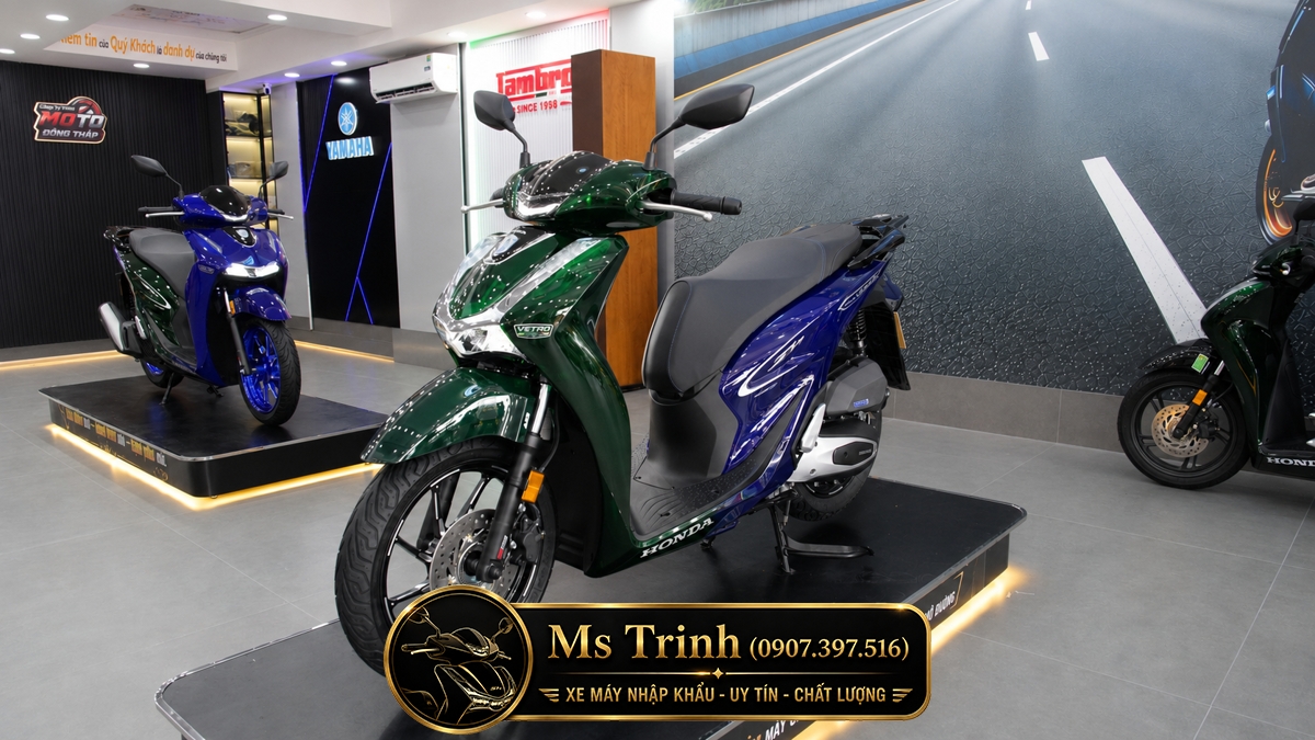 Hai cấu hình Honda SH150i Super Vetro Green Sapphire và Sapphire Green Honda SH150i Super Vetro với hai cách phối Green Sapphire và Sapphire Green