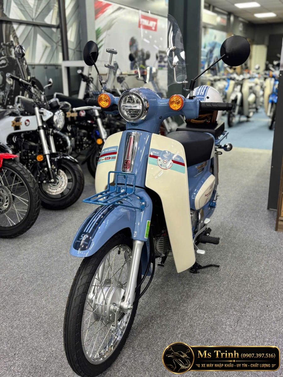 Honda Cub 50 Final Edition Custom màu xanh Bonnie Blue