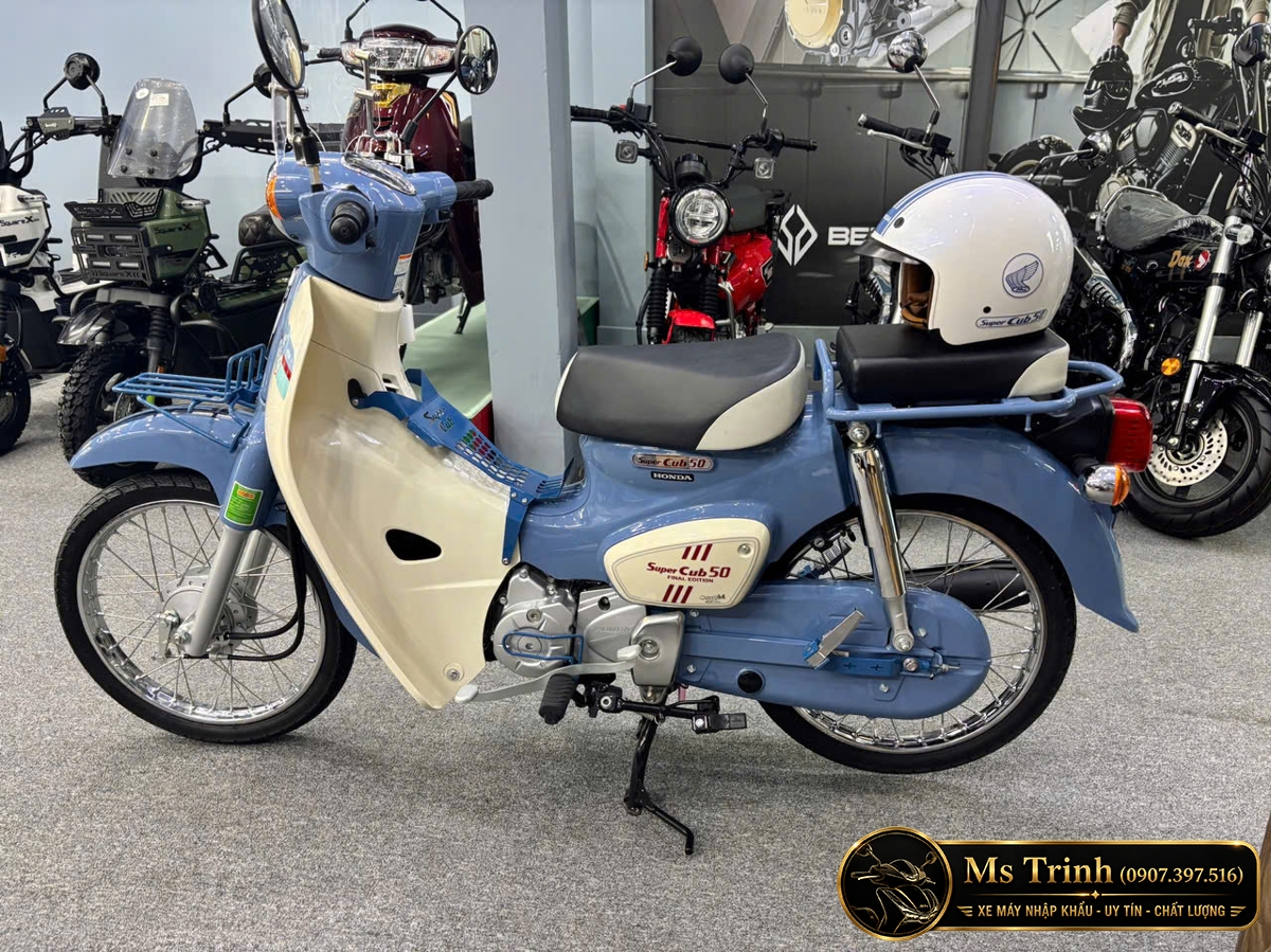 Honda Cub 50 Final Edition Bonnie Blue nhập Nhật