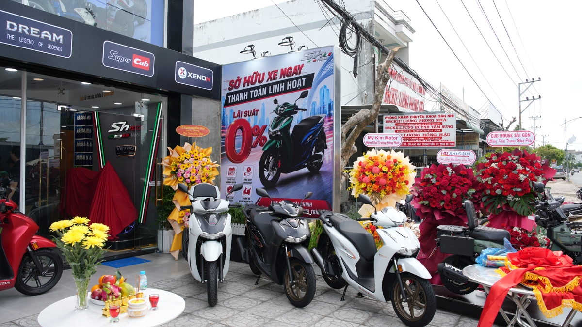Moto Đồng Tháp chính thức khánh thành showroom xe máy cao cấp ngày 28/7/2026