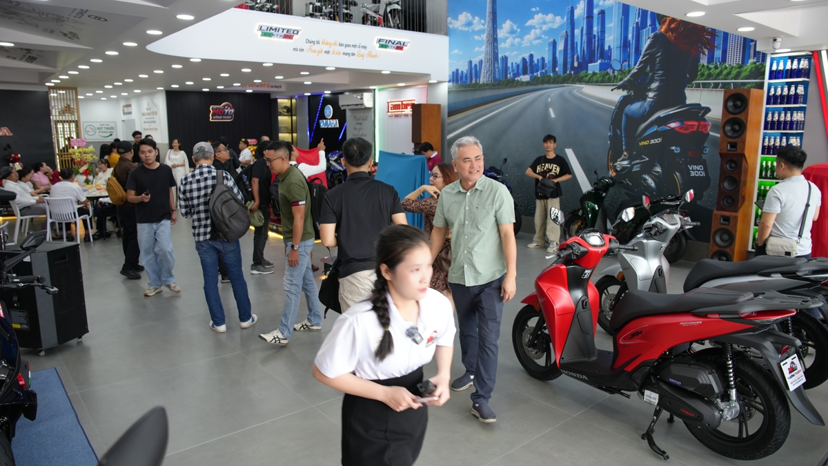 Moto Đồng Tháp chính thức khánh thành showroom xe máy cao cấp ngày 28/7/2026