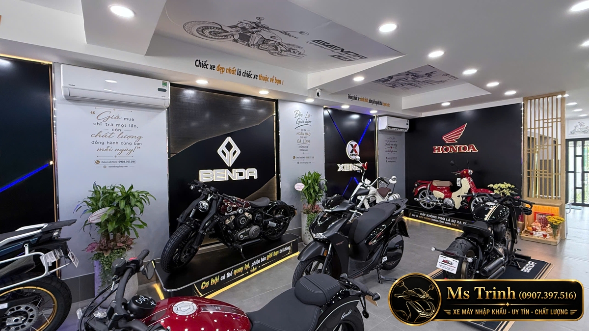 Khu trưng bày Honda SH Ý nhập khẩu và xe tay ga cao cấp tại Moto Đồng Tháp