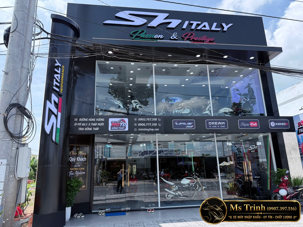 Mặt tiền Moto Đồng Tháp với showroom xe máy nhập khẩu hiện đại và nổi bật