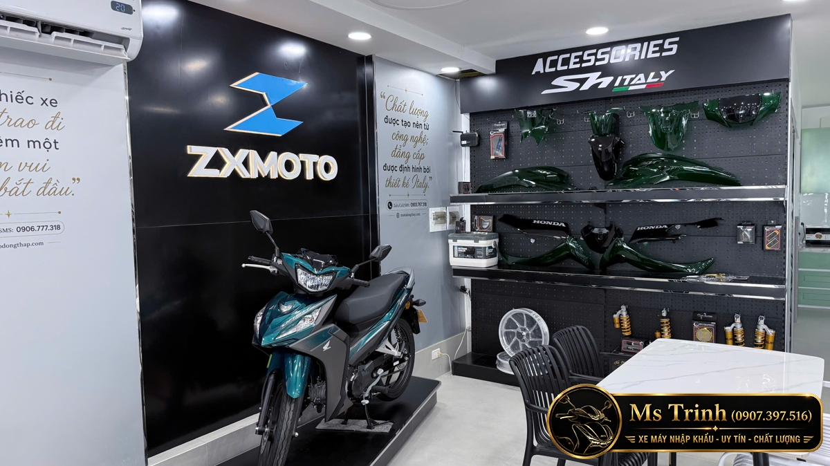 Khu trưng bày Voge Brixton và Honda SH nhập khẩu tại Moto Đồng Tháp